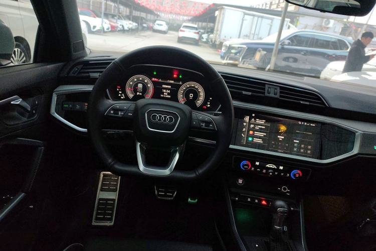 Used Audi Q3 2024 35 TFSI Fashion Dynamic Edition