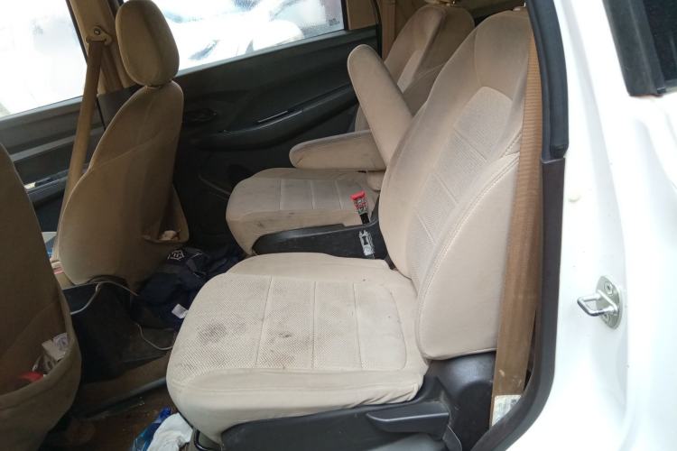 Used Wuling Hongguang 2018 1.5L S Standard Version L2B Interior 4