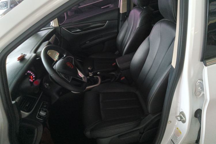 Used BYD Song MAX 2017 1.5T Manual Smart Connect Luxury 7-Seater