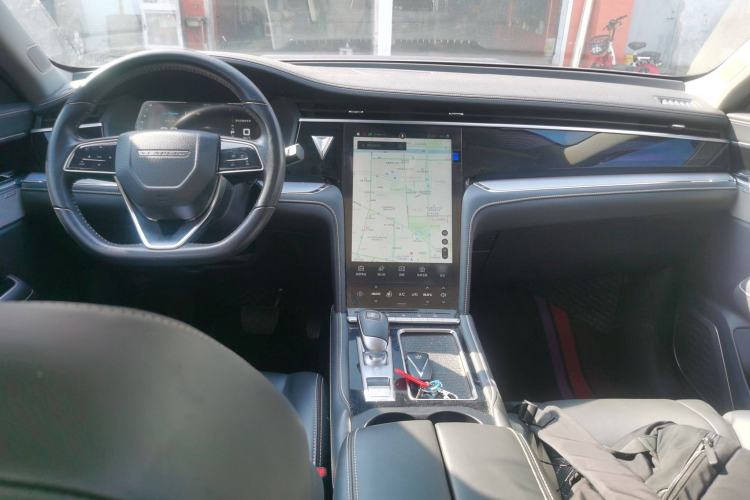 Used Venucia Star 2020 260T Automatic 48V Mild Hybrid Turbocharged Starry Edition
