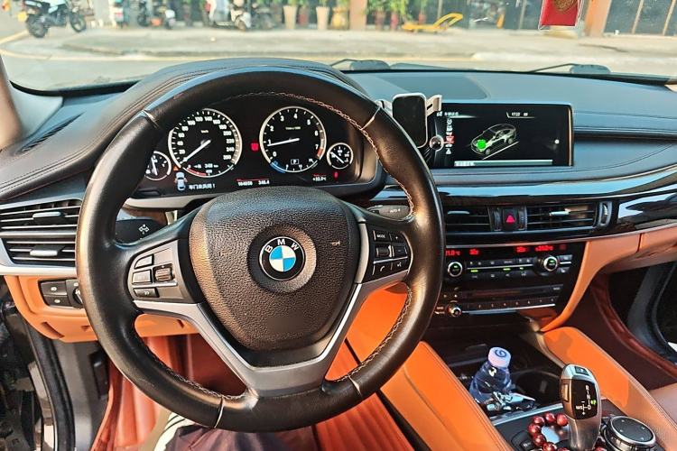 Used BMW X6 2015 xDrive28i
