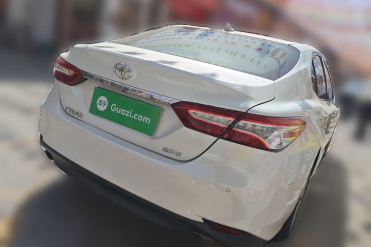 Used Toyota Camry 2021 2.0G Luxury Edition
