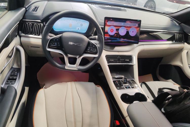 Used BYD Song PLUS New Energy 2023 Champion Edition DM-i 110KM Flagship PLUS Center Console