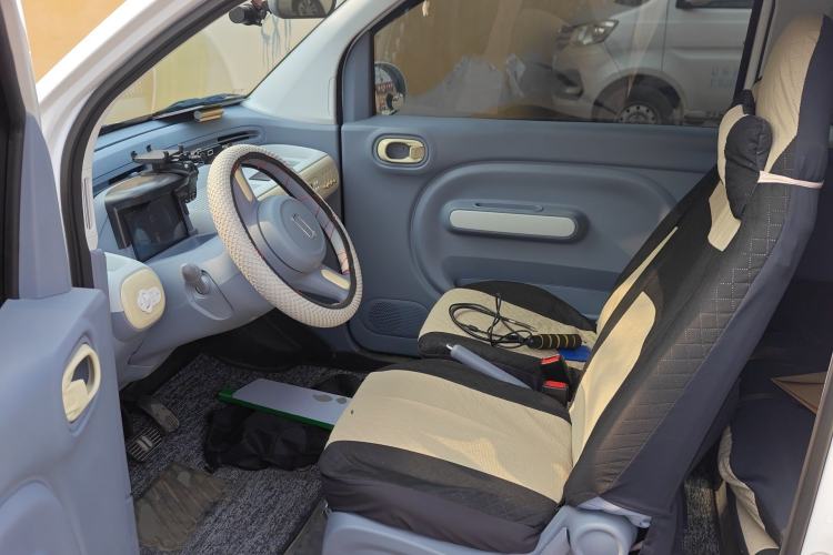 Used Bestune Pony 2025 222km Lightning Horse Left Front Seat