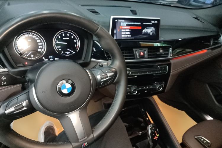 Used BMW X2 2020 sDrive25i Leading Model M Sport Package Center Console