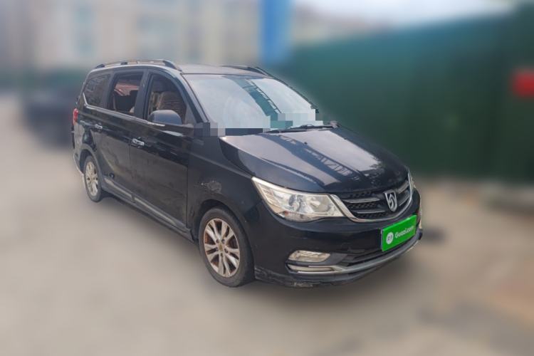Used Baojun 730 2016 1.5L Manual Comfort Version 7 Seats China V Emission Standard Front Right 45 Deg