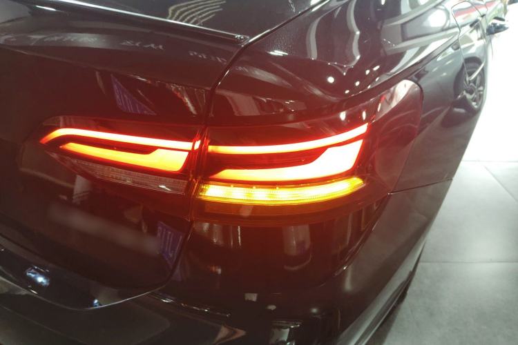 Used Volkswagen Lavida 2023 280TSI DSG Starry Sky Deluxe Edition Right Rear Taillight