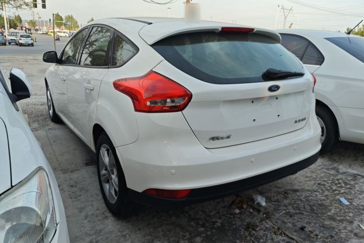 Used Ford Focus 2015 Hatchback 1.6L Automatic Comfort Model Rear Left 45 Deg
