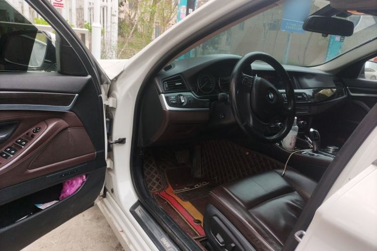 Used BMW 5 Series 2014 525Li Luxury Design Package
