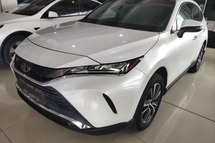 Used Toyota Harrier 2022 2.0L CVT Two-Wheel Drive Luxury Edition