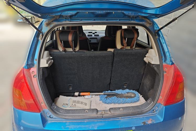 Used Suzuki Swift 2009 1.3L Manual Value Edition