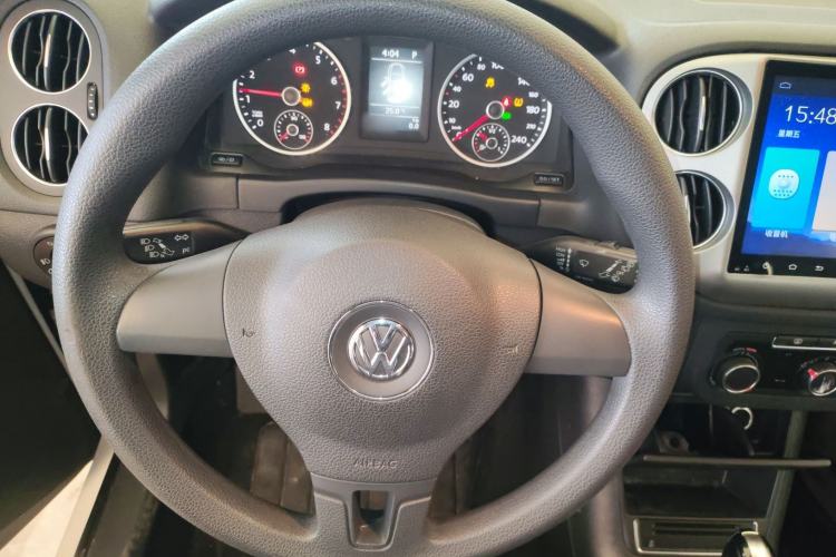 Used Volkswagen Tiguan 2015 1.8TSI Automatic Two-Wheel Drive Trend Edition Steering Wheel