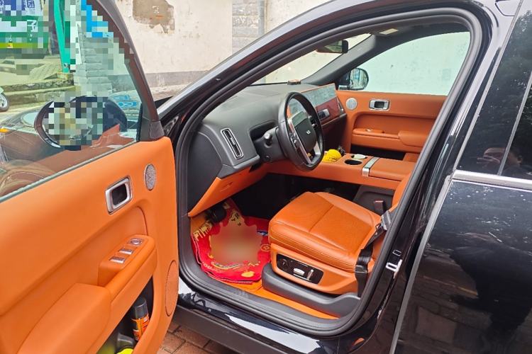 Used Li Auto L8 2023 Pro Model
