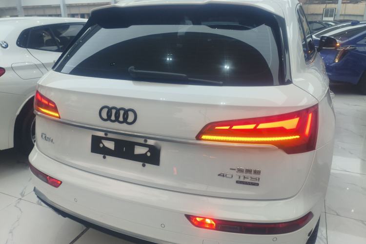 Used Audi Q5L 2022 40T Fashionable and Dynamic Model
