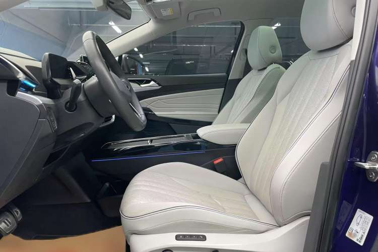 Used Volkswagen ID.6 X 2021 Pro Smart Long-Range Edition
