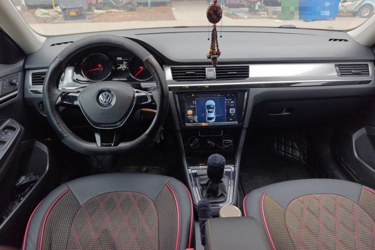 Used Volkswagen Bora 2016 1.6L Manual Comfort Model
