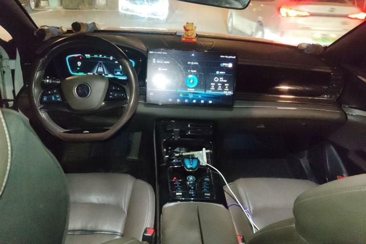 Used BYD Han 2020 DM Four-Wheel Drive Performance Edition Luxury Model
