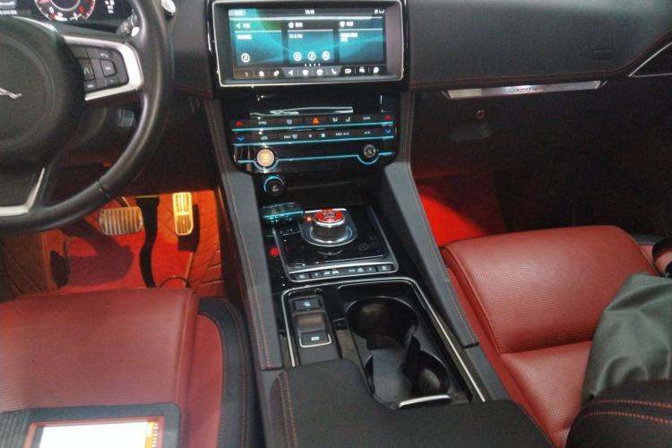 Used Jaguar F-PACE 2020 2.0T Rally Edition
