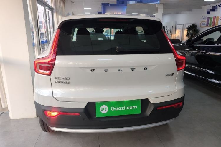 Used Volvo XC40 2024 B4 4x4 Smart Luxury Edition
