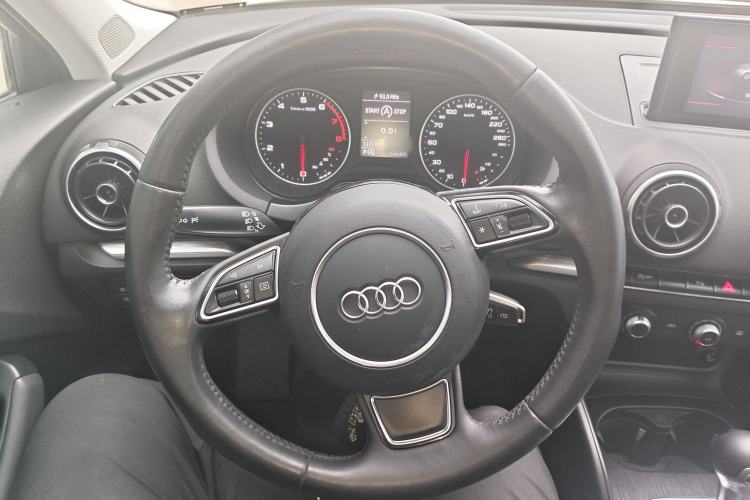 Used Audi A3 2014 Sportback 35 TFSI Automatic Style Edition Steering Wheel