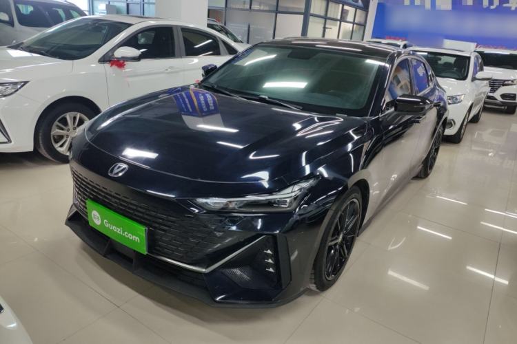 Used CHANGAN UNI-V 2022 1.5T Prestige Version