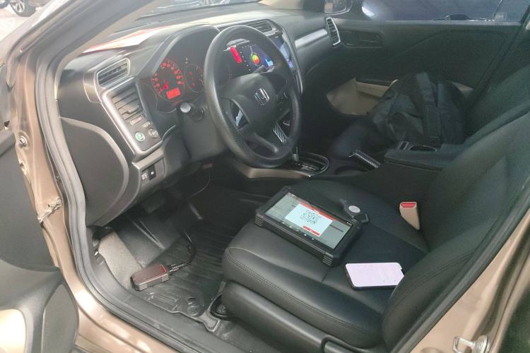 Used Honda Greiz 2016 1.5L CVT Classic Edition
