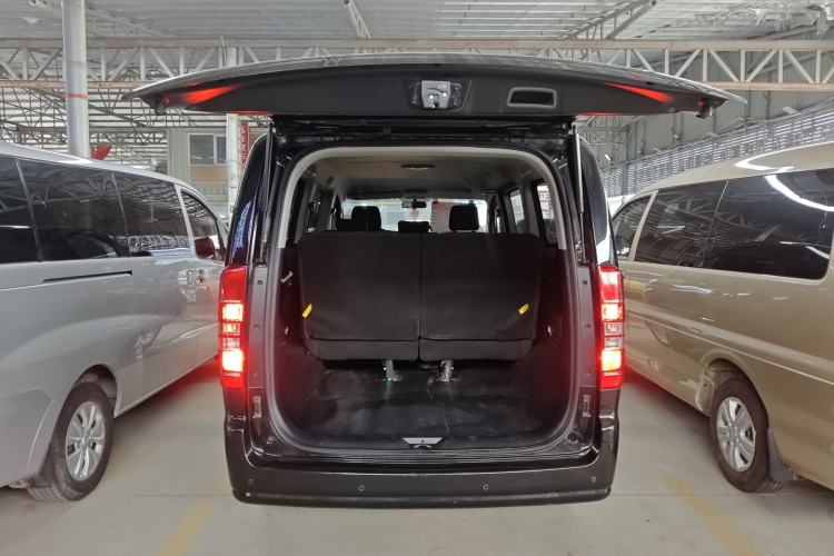 Used JAC Refine M3 2025 PLUS 1.8L Manual Classic Edition 7 Seats