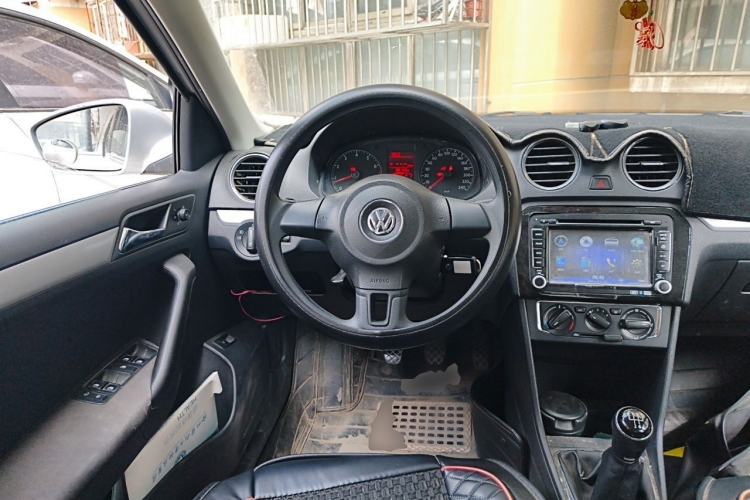 Used Volkswagen Jetta 2013 1.6L Manual Comfort Model
