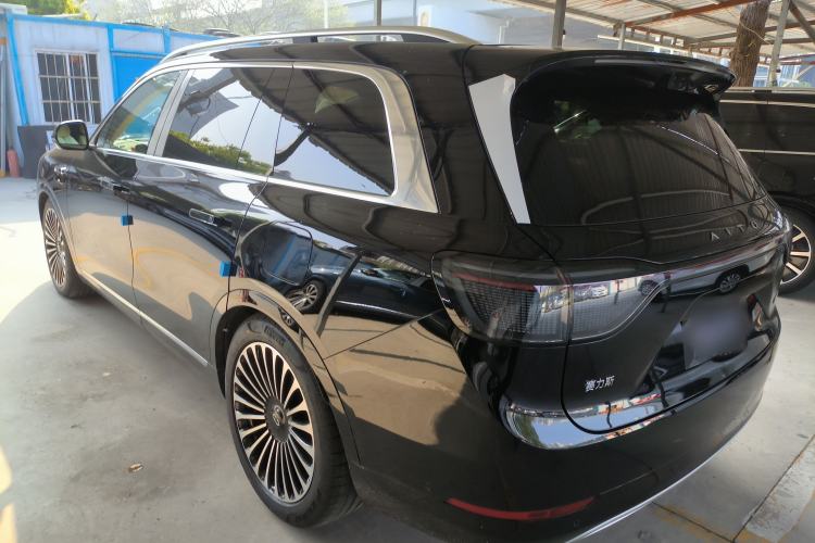 Used Hima AITO M9 2025 Extended-Range Ultra Version 52 kWh 6-Seater
