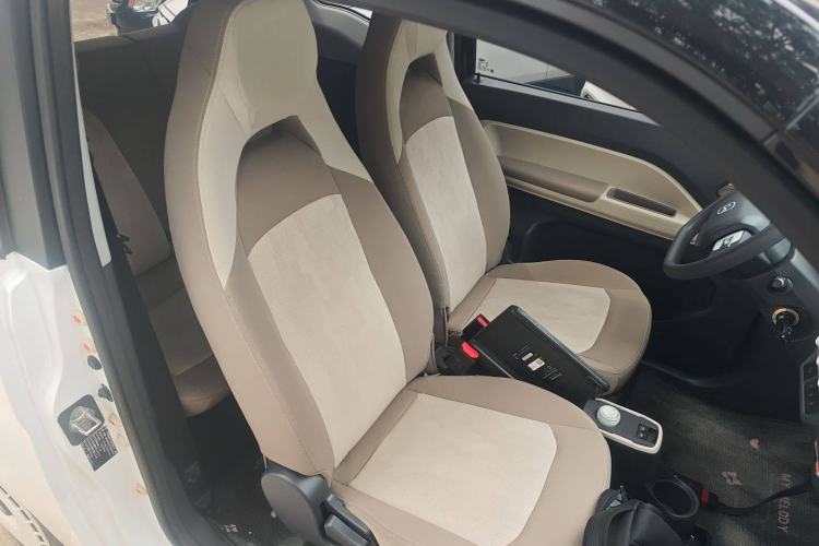 Used Chery QQ Ice Cream 2022 170km Sundae Phosphate Lithium-Ion