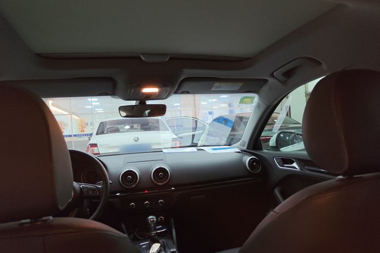 Used Audi A3 2020 Limousine 35 TFSI Fashion Edition China VI Emission Standard Headliner