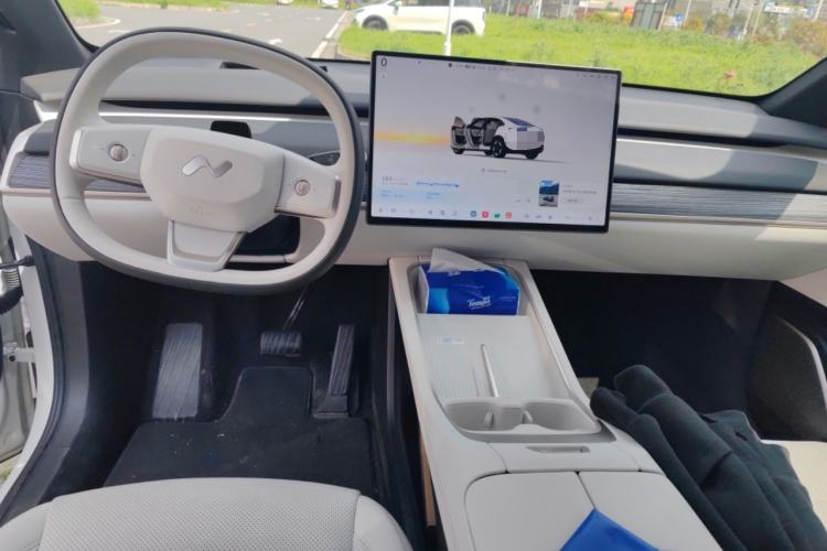 Used ONVO L60 2024 60 kWh Rear-Drive Version Interior 2