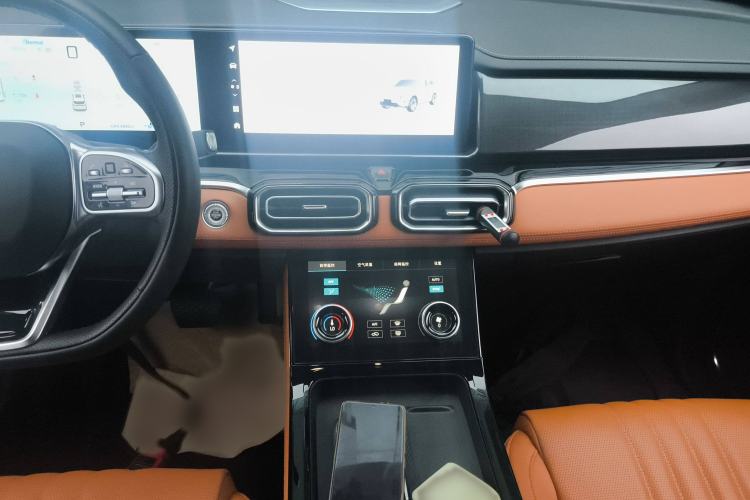 Used JETOUR Shanhai L7 2024 1.5T 120km ULTRA 7-Seater