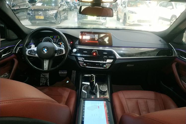 Used BMW 5 Series 2019 530Li Leading Model M Sport Package