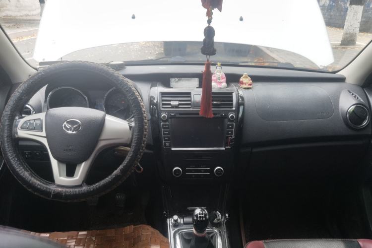 Used HYOSOW S3 2015 1.5L Luxury Model China V Standard Center Console