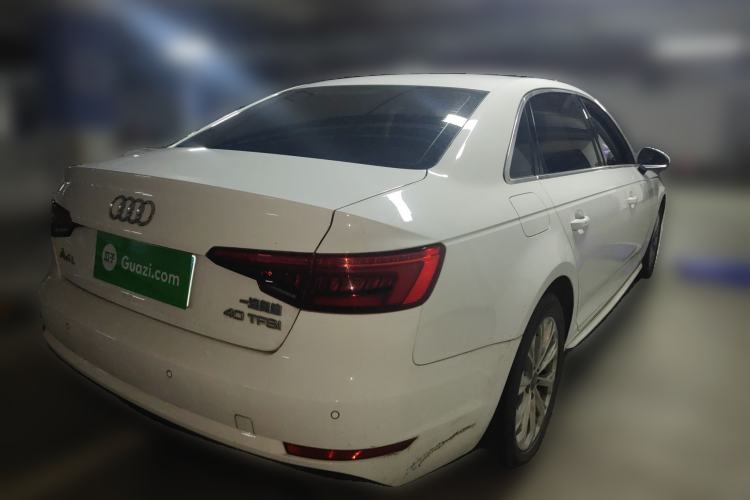 Used Audi A4L 2017 Plus 40 TFSI Ambition Model
