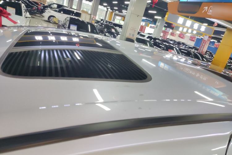 Used Honda Elysion 2024 2.0L eHEV Classic Edition
