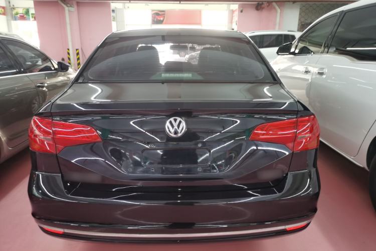 Used Volkswagen Bora 2016 1.6L Automatic Comfort Model
