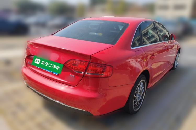 Used Audi A4L 2012 2.0 TFSI automatic Comfort trim level