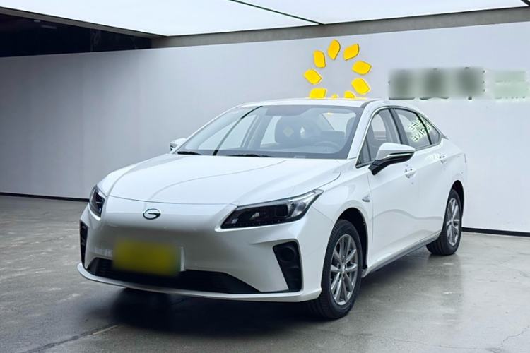 Used AION S 2023 Xuan 530 48.67 kWh Lithium Iron Phosphate