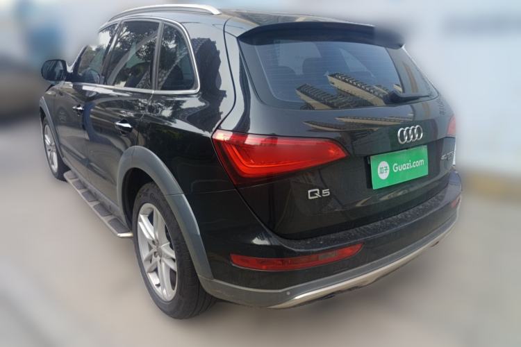 Used Audi Q5 2017 Plus 40 TFSI Technology Model