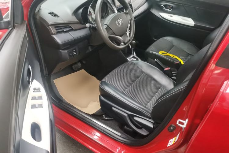 Used Toyota YARiS L Zhi Xuan 2015 1.5G Automatic Xuan Dong Sunroof Special Edition Driver Seat