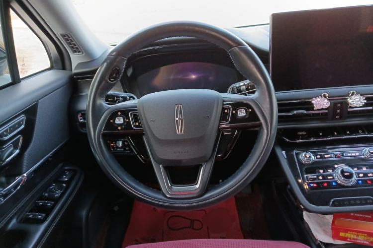 Used Lincoln Corsair 2021 2.0T Two-Wheel-Drive Luxury Edition
