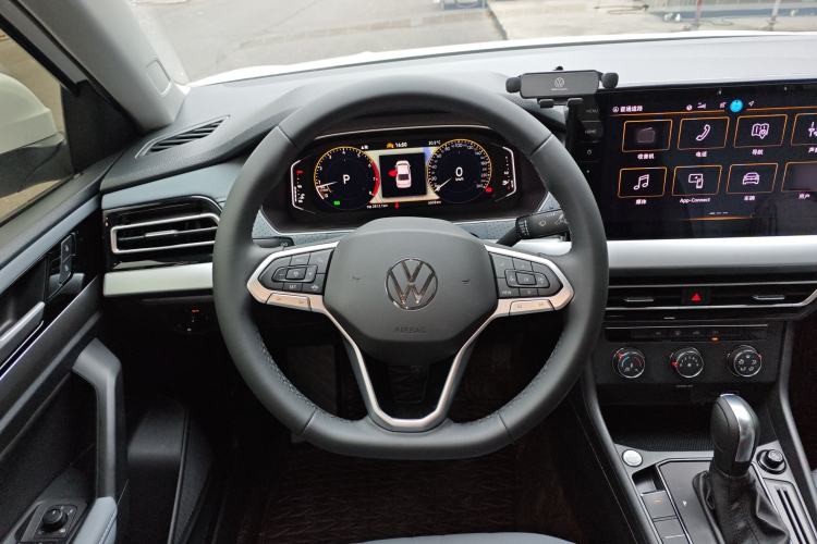 Used Volkswagen Lavida 2024 1.5L Automatic Starry Sky 5 Million Edition