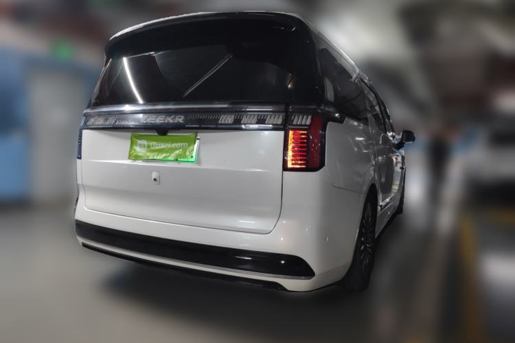 Used Zeekr 009 2022 WE Edition
