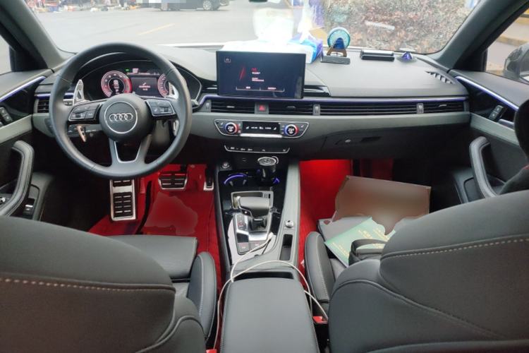 Used Audi A4L 2023 40 TFSI Luxury Dynamic Model
