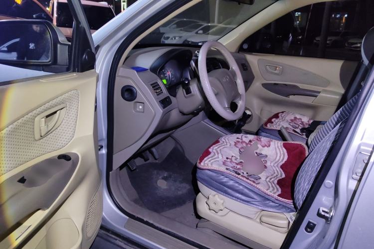 Used Hyundai Tucson 2009 2.0L Manual Two-Wheel Drive Fashion Edition
