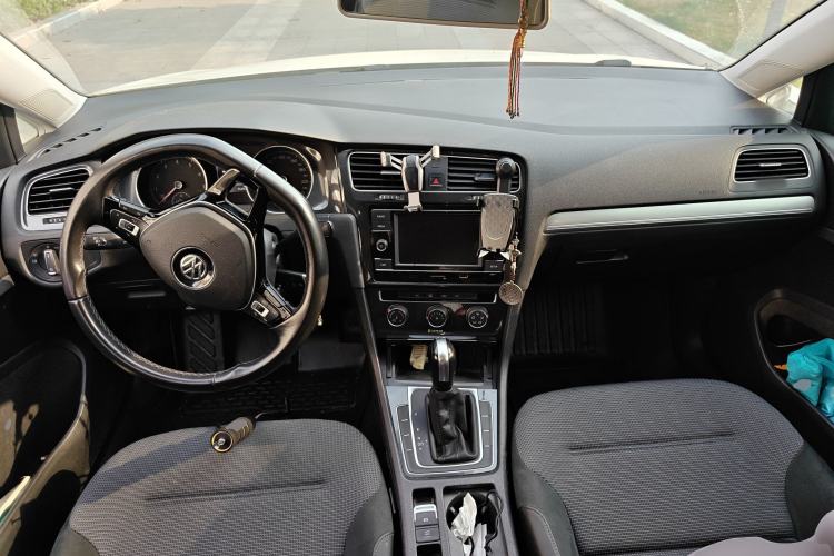 Used Volkswagen Golf 2018 1.6L Automatic Comfort Model
