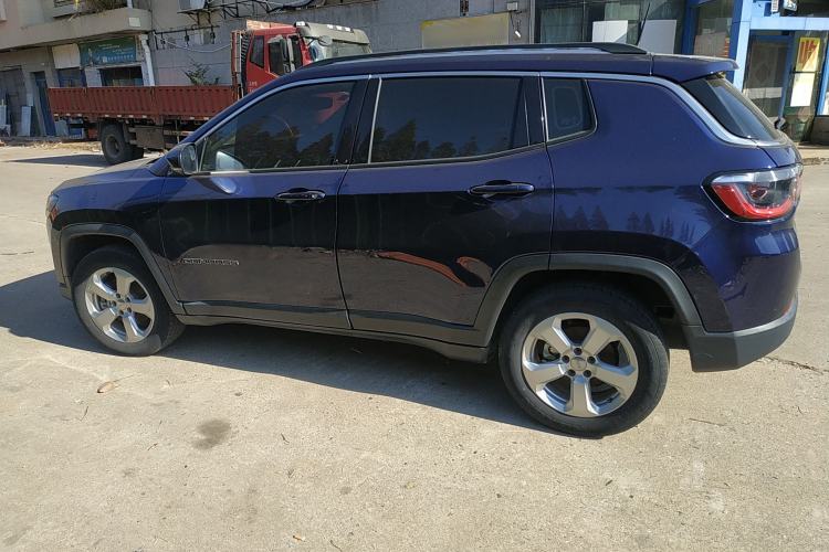 Used Jeep Compass 2020 220T Automatic Leading Edition
