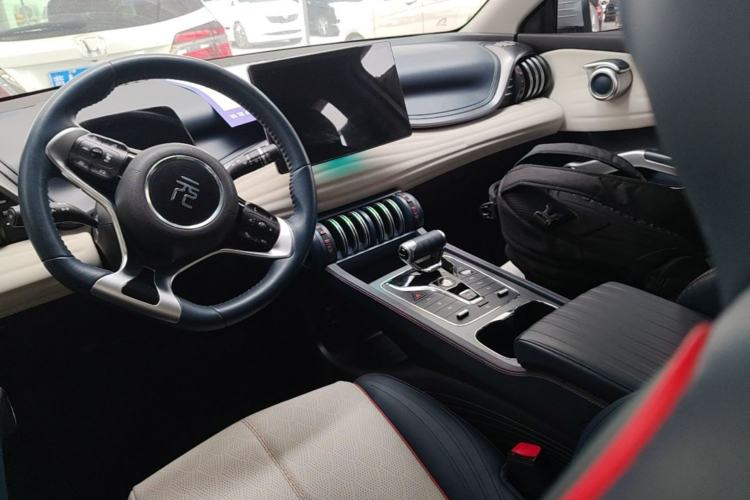 Used BYD Yuan PLUS 2022 430 km Luxury Version Center Console